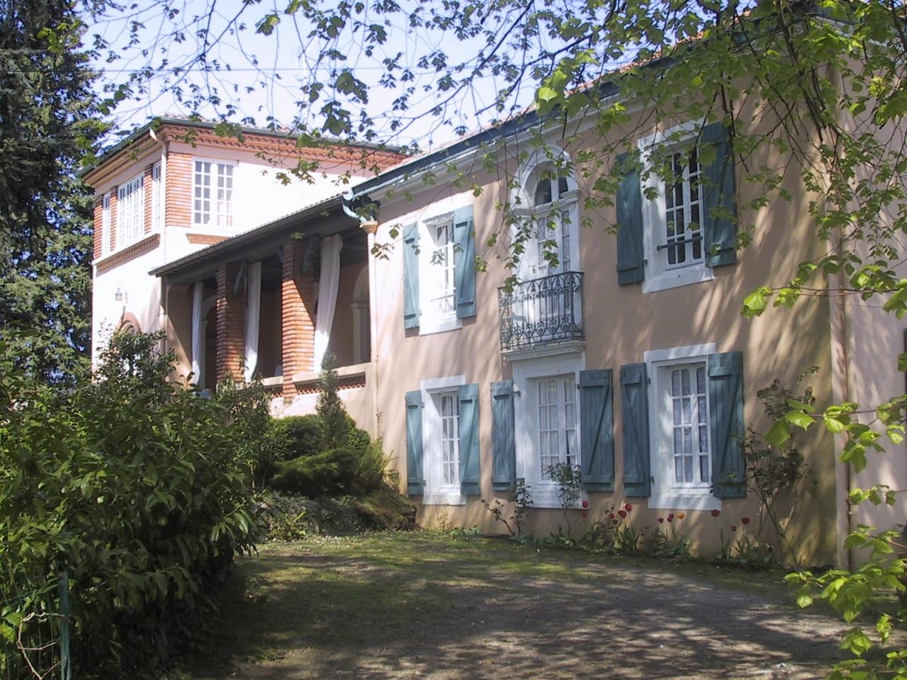 appartement dans maison de caractère