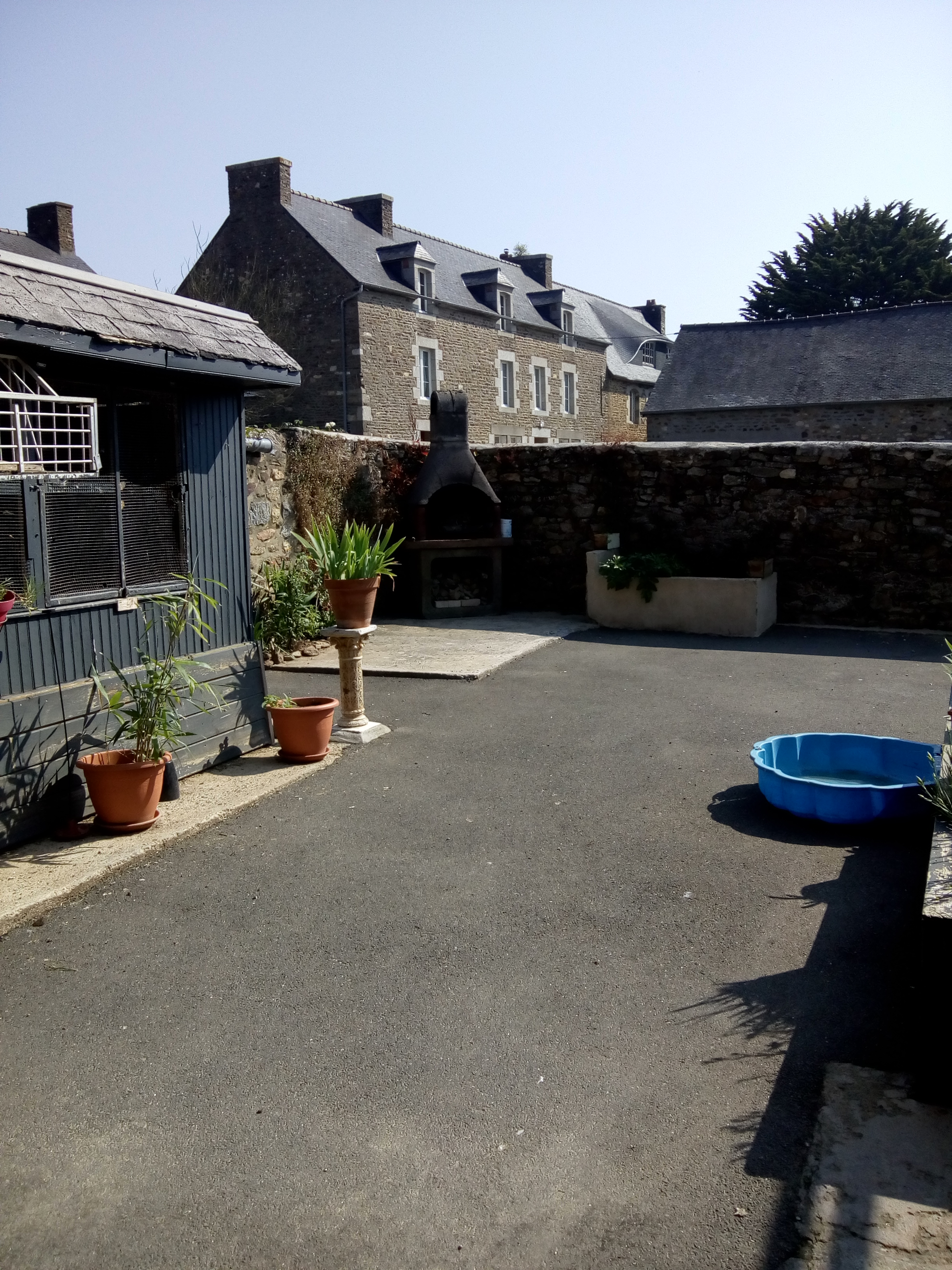 PLOUER SUR RANCE - MAISON INDIVIDUELLE 7 PERS - A LA SEMAINE