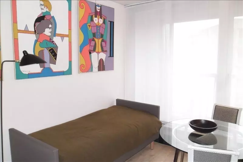SUPERBE STUDIO 31m² AVEC BALCON